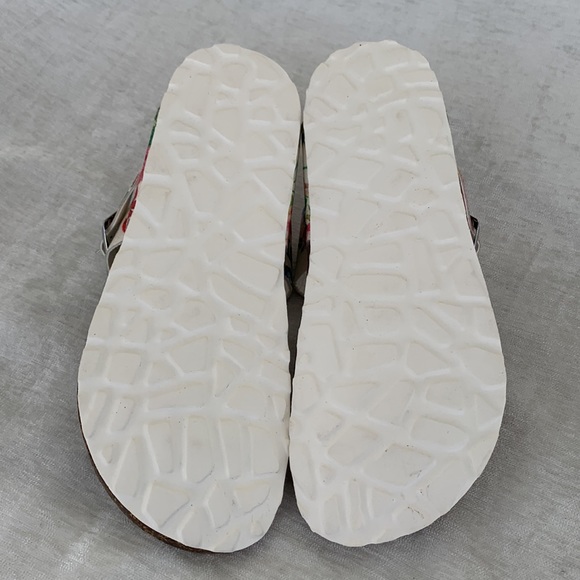 Giulia Palai Floral Glitter Sparkly Thong Sandals - Picture 5 of 10